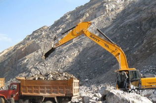 開挖掘機(jī)注意事項(xiàng)