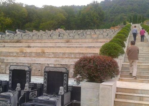 農(nóng)村墳地選址注意事項,農(nóng)村選墳地注意事項,農(nóng)村怎樣選墳地及注意事項