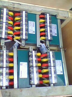 電容柜電抗器使用注意事項(xiàng)