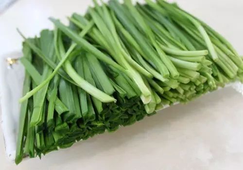 韭菜治腰痛注意事項(xiàng)