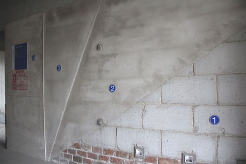 內(nèi)墻膩?zhàn)邮┕ぷ⒁馐马?xiàng),內(nèi)墻抹灰施工注意事項(xiàng),地連墻施工注意事項(xiàng)