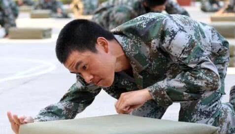 和當(dāng)兵男友第一次見面注意事項(xiàng)