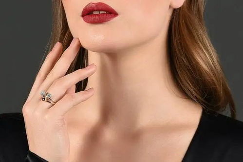 乳香精油含服注意事項(xiàng),精油的使用方法和注意事項(xiàng),橙皮精油注意事項(xiàng)