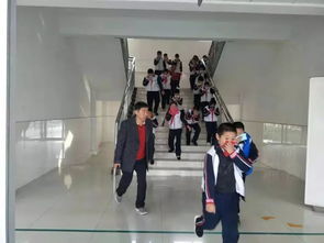 火災(zāi)逃生演練注意事項(xiàng)哪些,學(xué)?；馂?zāi)逃生演練注意事項(xiàng),火災(zāi)逃生注意事項(xiàng)7點(diǎn)