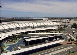 機(jī)場行李托運(yùn)注意事項,機(jī)場注意事項攜帶物品,售票人員注意事項