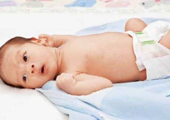 新生兒穿褲子注意事項(xiàng)