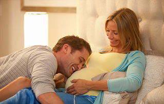 懷孕1到2個(gè)月注意事項(xiàng),懷孕前三個(gè)月注意事項(xiàng)和飲食禁忌,懷孕1一9月注意事項(xiàng)