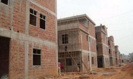 買(mǎi)地皮蓋房注意事項(xiàng)