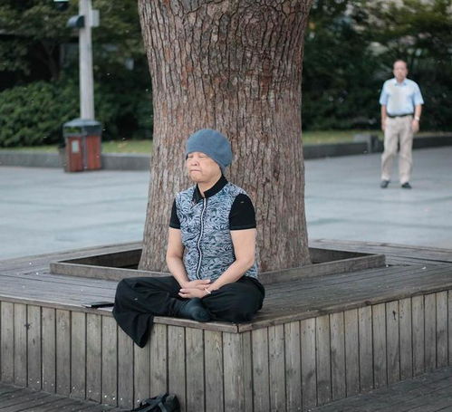 打坐中的飲食注意事項,打坐的注意事項,關(guān)于打坐的一些注意事項