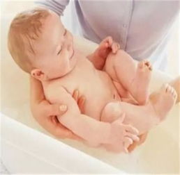 新生兒油浴的注意事項(xiàng),新生兒油浴的注意事項(xiàng)和步驟,油浴的注意事項(xiàng)