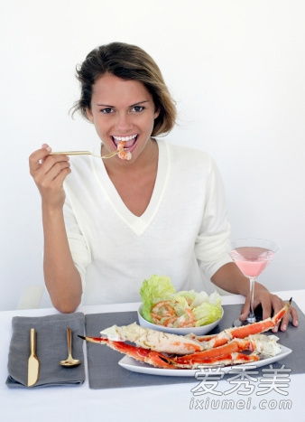 下懷孕晚期注意事項(xiàng),高齡孕婦晚期注意事項(xiàng),孕婦晚期洗澡注意事項(xiàng)