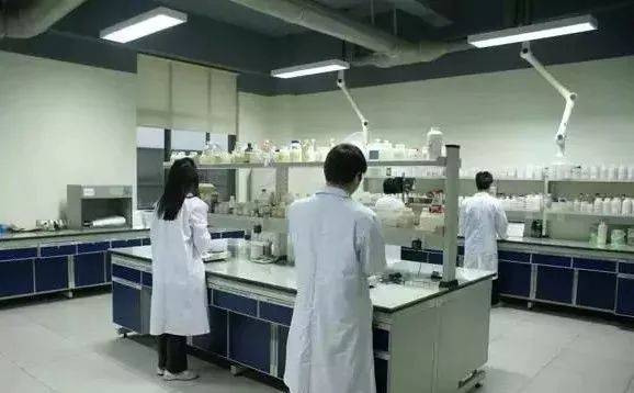 化工廠化驗室安全注意事項