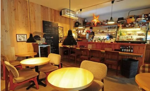 一個(gè)謊言的四十年（感人至深）