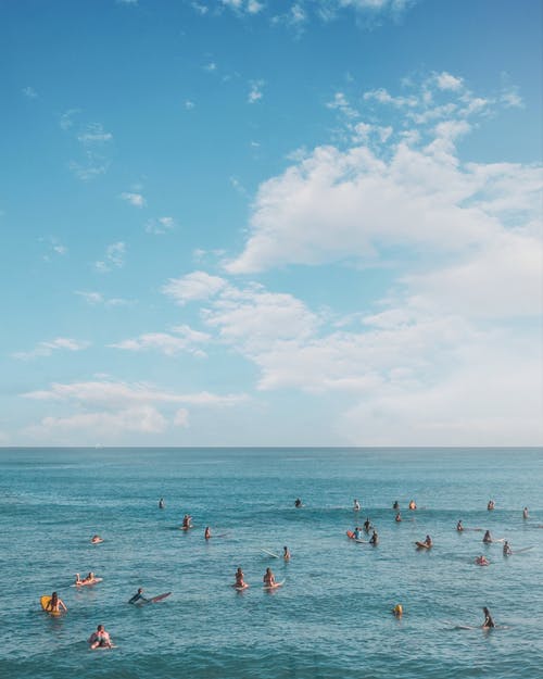 關(guān)于高中周記青春勵志模板匯總六篇