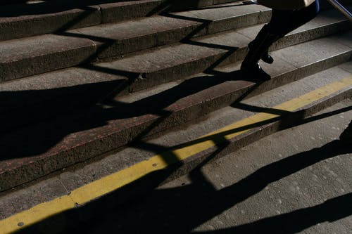 無(wú)論怎樣選擇，人生總有未知哲理故事