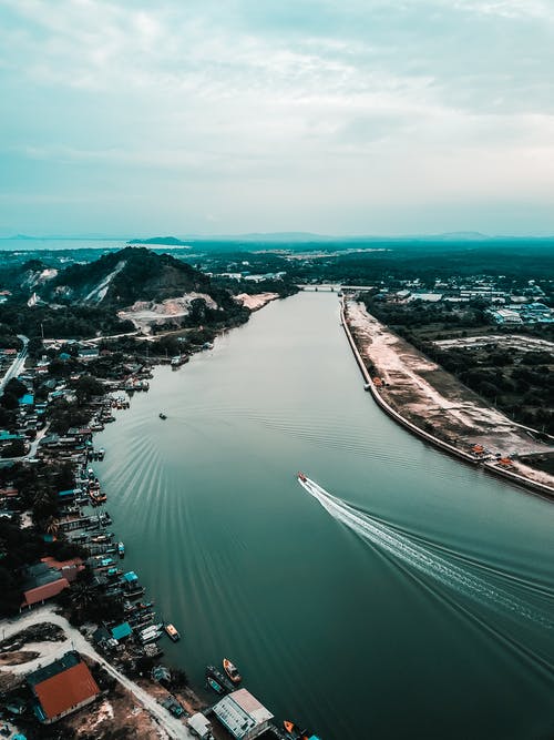 吳潛《滿江紅·金陵烏衣園》全詞賞析