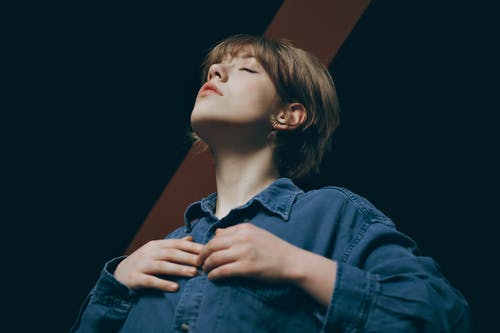 關(guān)于女人的唯美句子