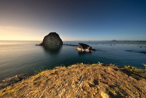 五年級童話寓言作文烏鴉學唱歌