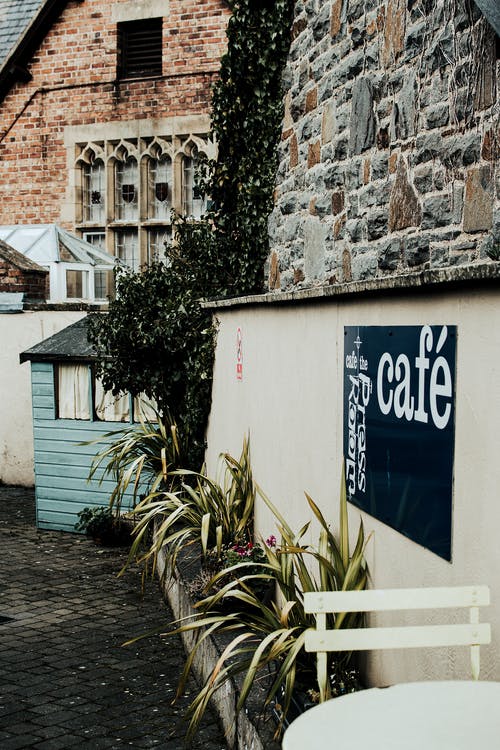 神父有難經(jīng)典臺(tái)詞 神父有難經(jīng)典臺(tái)詞