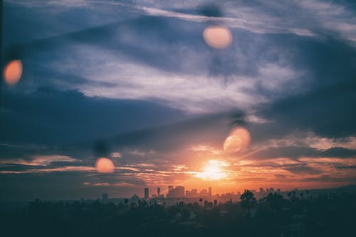 水仙子居庸關(guān)中秋對月翻譯賞析 水仙子居庸關(guān)中秋對月翻譯賞析