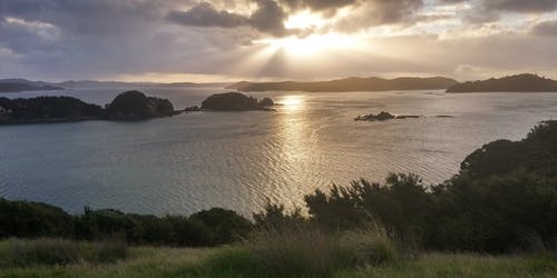 中呂·朝天子·沛公欣賞