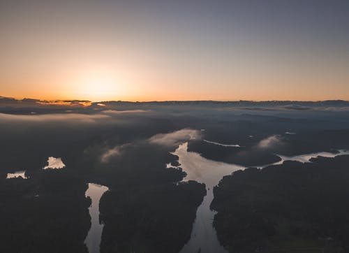 五年級想象作文神奇的鞋子（四）