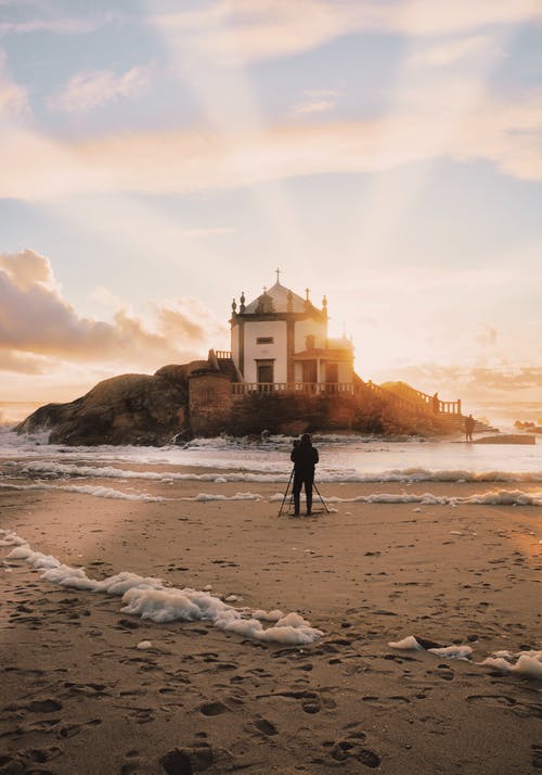 念奴嬌·中秋詩詞鑒賞