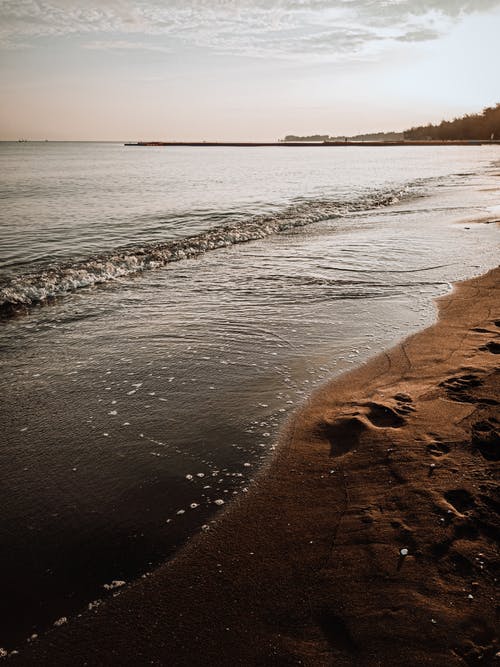 《行香子·七夕》原文及譯文