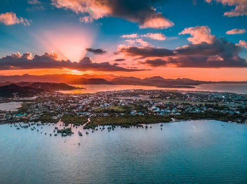 都市奇幻醫(yī)手遮天小說陳子航張婉兒無廣告閱讀