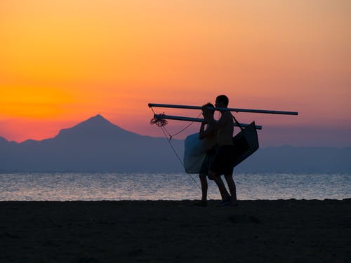 描寫北國風(fēng)光的現(xiàn)代詩歌