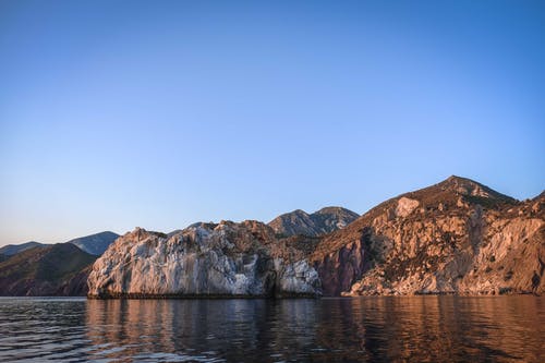 五年級想象作文文具盒的自述