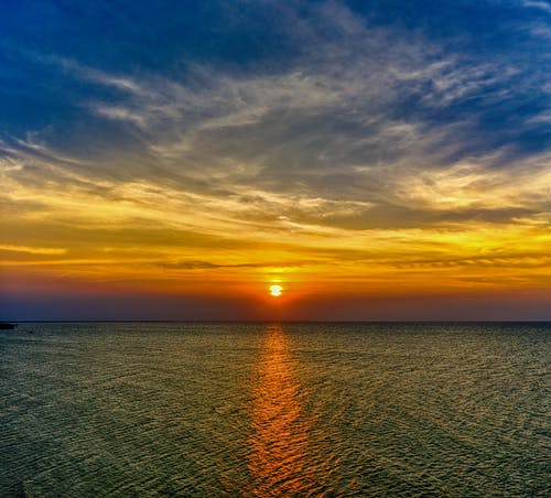 玄幻開局女帝她爹死在我面前小說主角方白章節(jié)閱讀