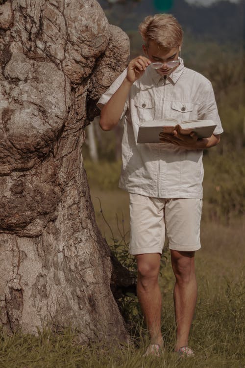 你曾經(jīng)許我的天長(zhǎng)地久，如今我還你