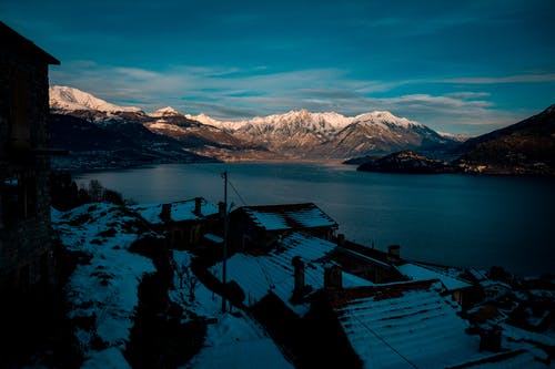 精選優(yōu)美文藝句子摘錄60條