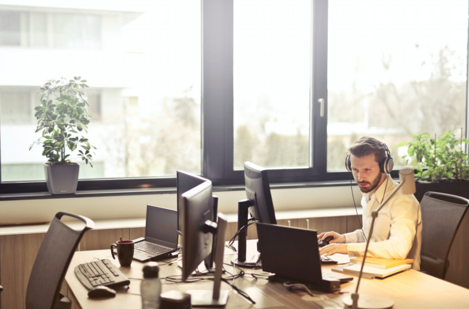 如何制定出讓老顧客自愿轉(zhuǎn)介紹的營銷推廣策略？教你一招