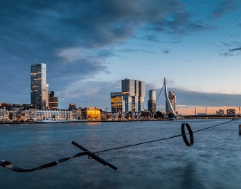 朋友圈點(diǎn)贊率很高的經(jīng)典說(shuō)說(shuō)(52條) 朋友圈點(diǎn)贊率很高的經(jīng)典說(shuō)說(shuō)(52條)