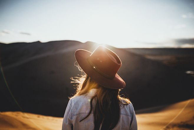 說說心情短語 任何事情總有答案，與其煩惱不如順其自然