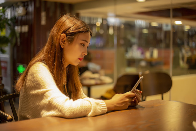 熱門經(jīng)典心情說說很現(xiàn)實的說說每個人都是彼此生命中的過客 熱門經(jīng)典心情說說很現(xiàn)實的說說每個人都是彼此生命中的過客